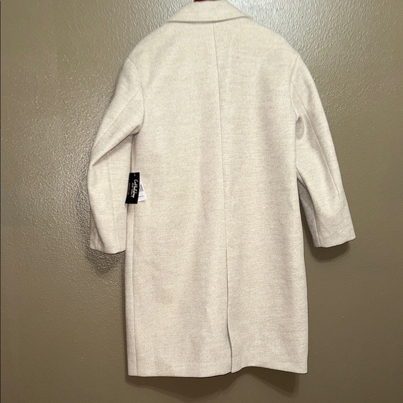 CoffeeShop Cream Trench Coat - Picture 11 of 14